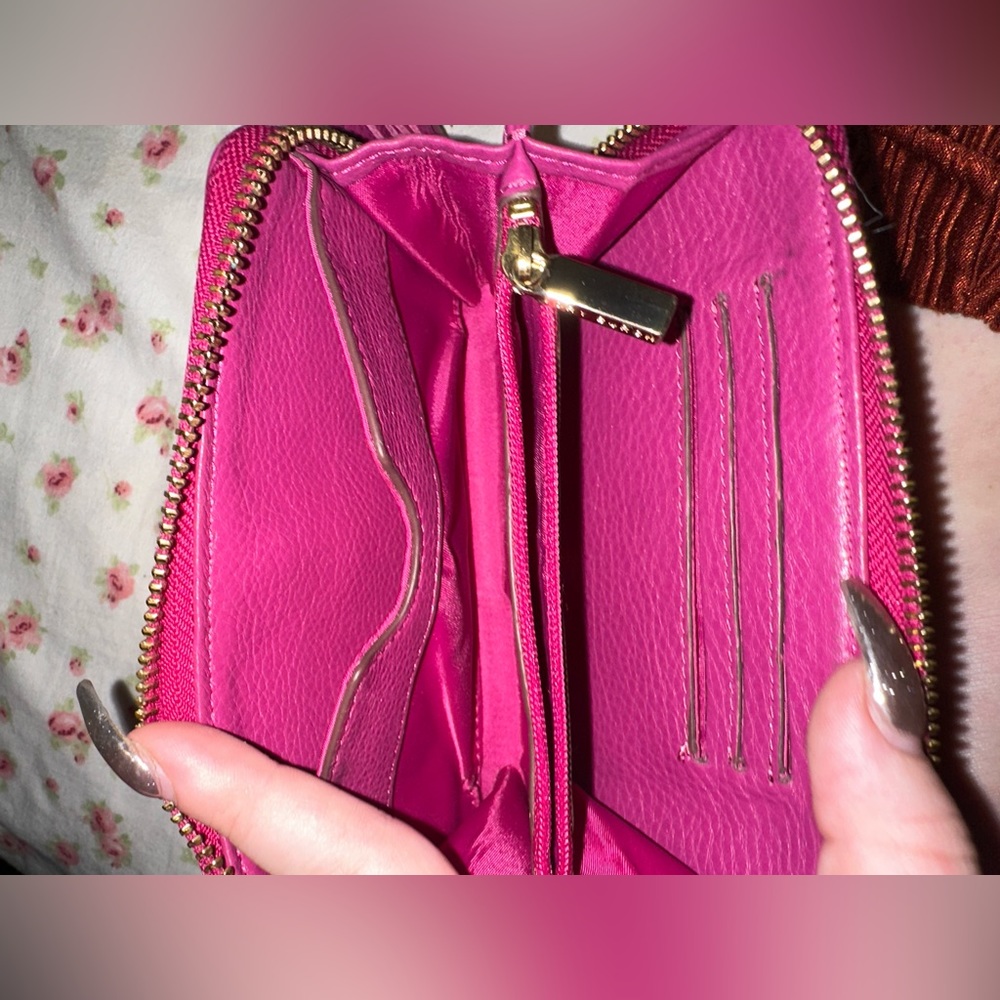 Tori Burch Wristlet - Picture 3 of 3
